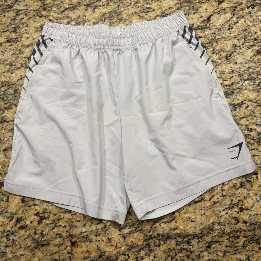 Gymshark Mens Gray Athletic Gym Shorts Size Medium Striped Activewear ws